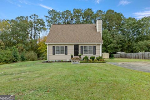 Photo of 5010 Hickory Drive, Winterville, GA 30683 (MLS # 10635392) Photo of 5010 Hickory Drive, Winterville, GA 30683 (MLS # 10635392)
