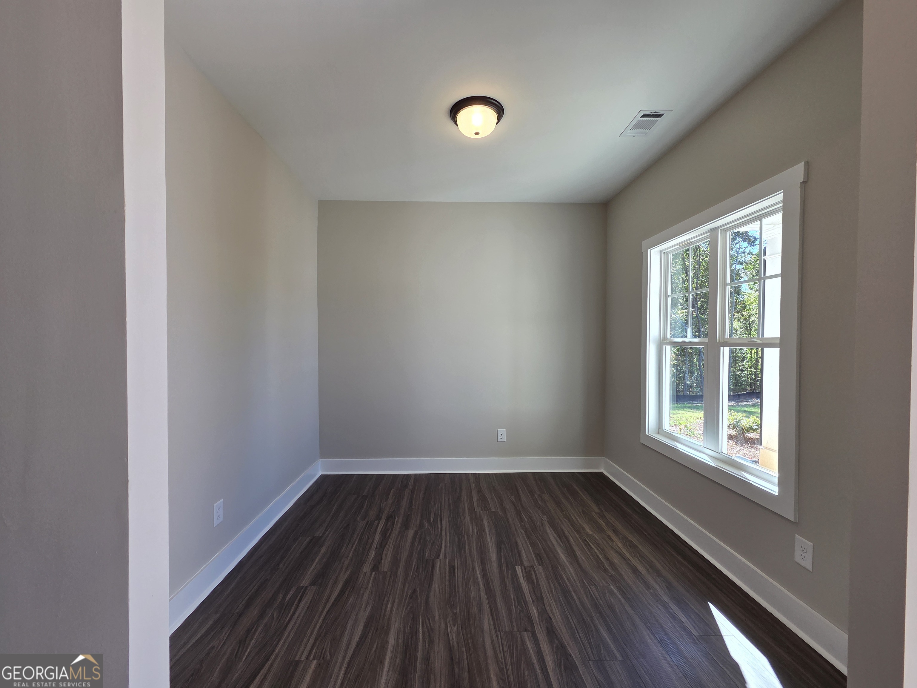 500 BENSON MEADOWS DR
