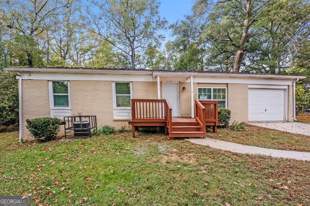 Photo of 6608 Dorian Drive, Union City, GA 30291 (MLS # 10838247)