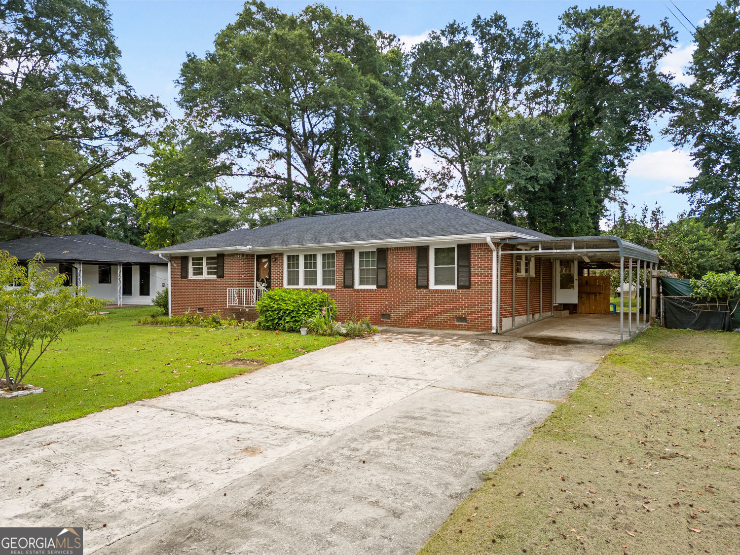 1199 Ellington DR