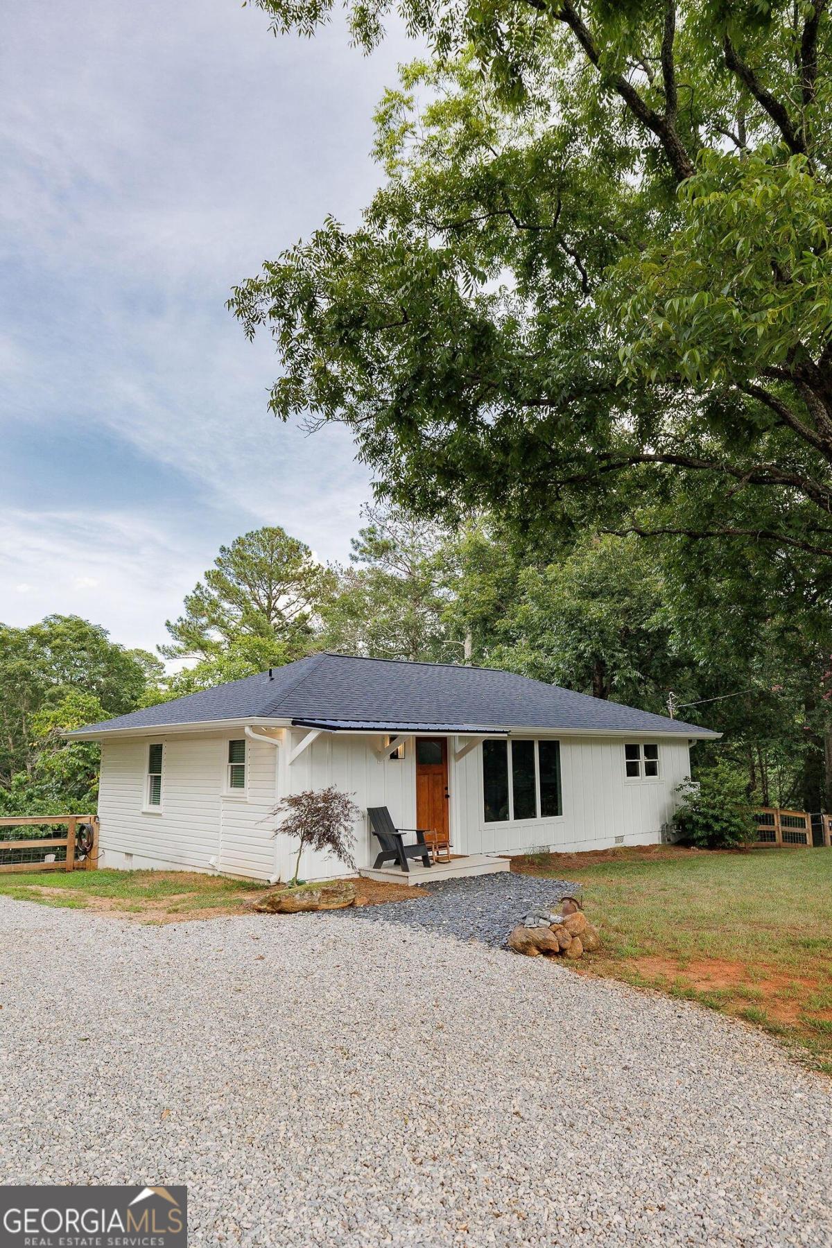 246 Jefferson RD