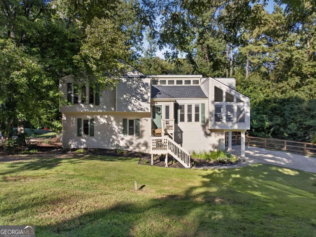 Photo of 3559 Sawmill Terrace, Marietta, GA 30062 (MLS # 10874792)