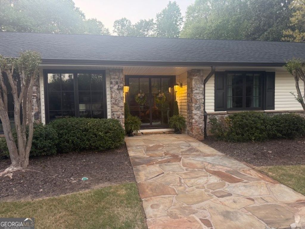 Photo of 8025 Monticello Dr, Atlanta, GA 30350 (MLS # 10731488)