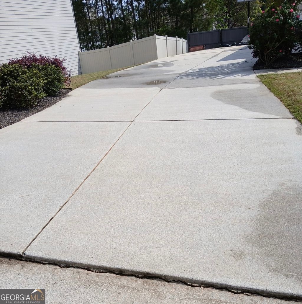 Photo of 209 Eagles Flight, Villa Rica, GA 30180 (MLS # 10722336)