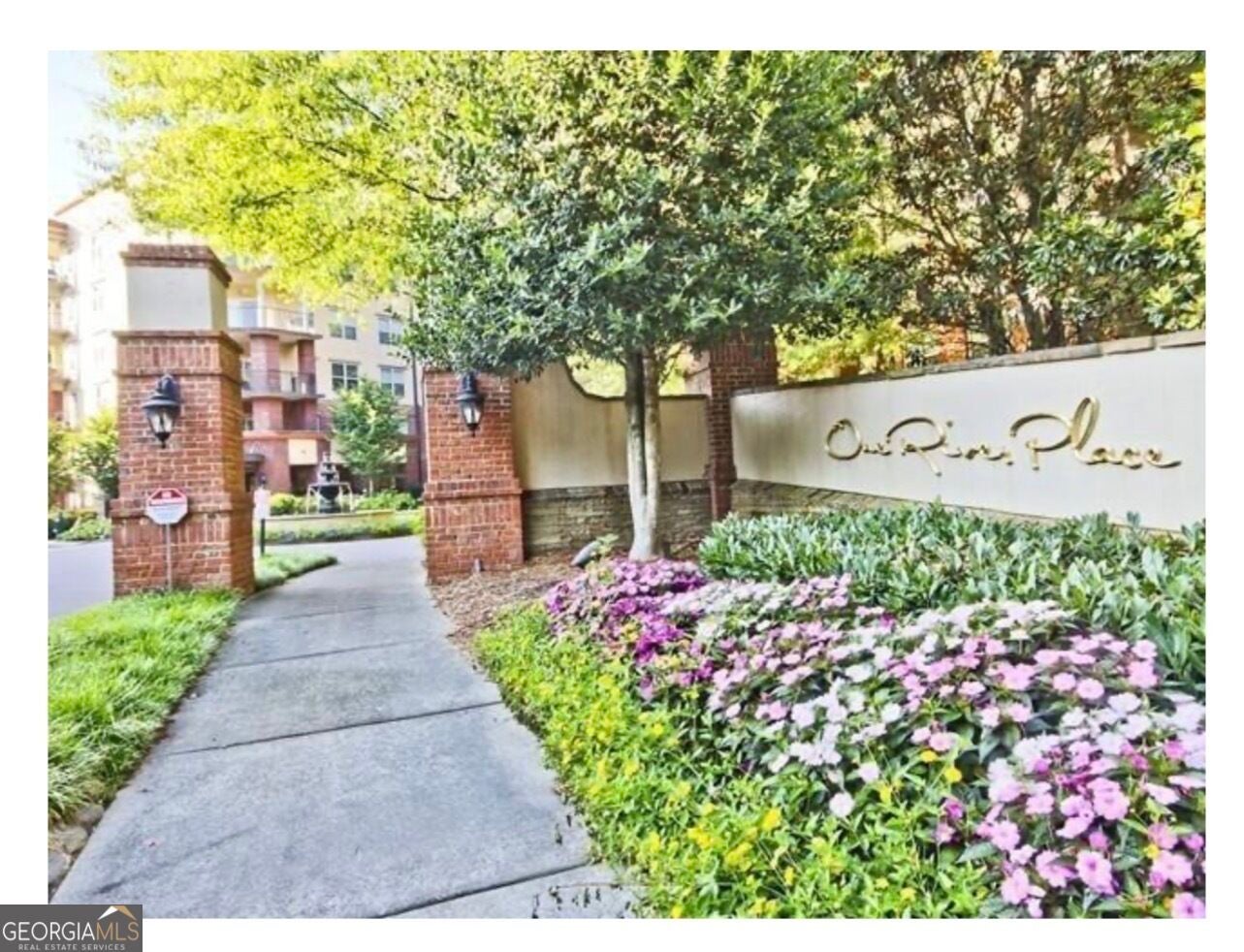 200 River Vista DR 716