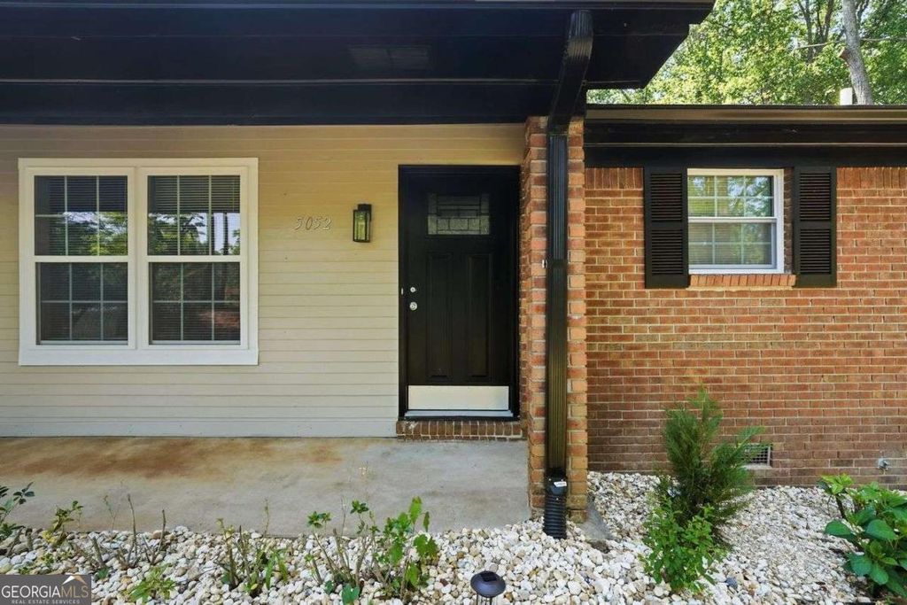 Photo of 5052 S Wright Street, Union City, GA 30291 (MLS # 10742015)