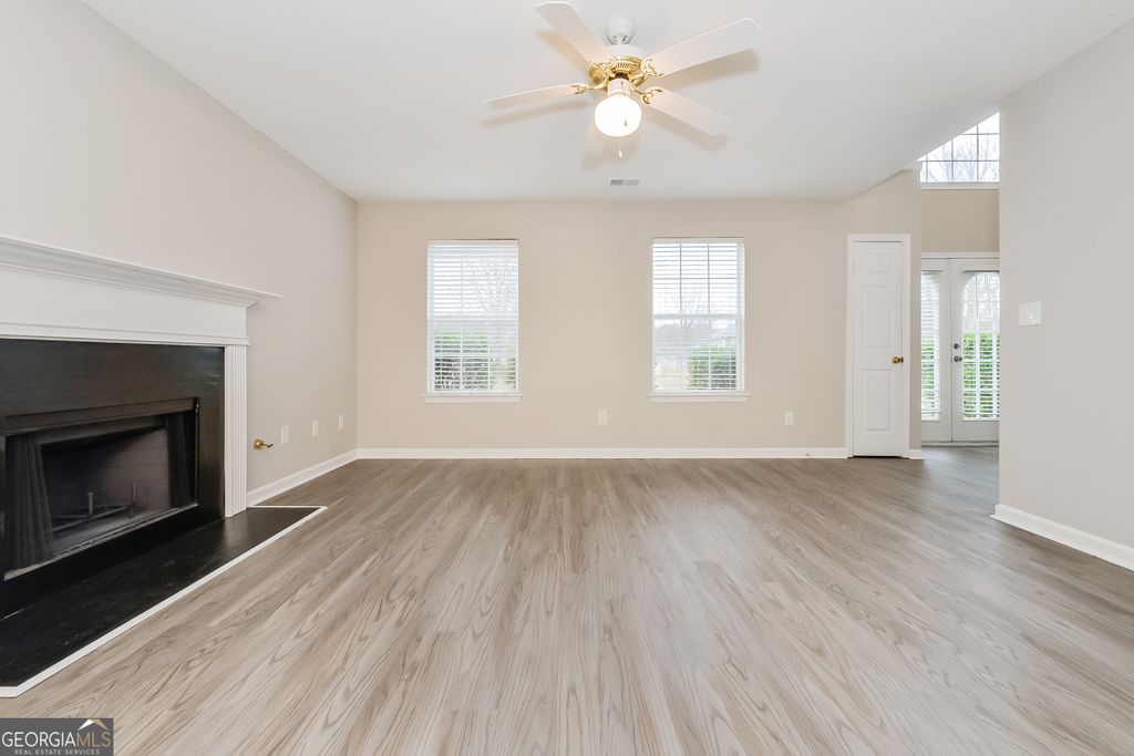 Photo of 602 Robin Ridge, Stone Mountain, GA 30087 (MLS # 10696889)