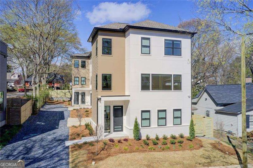 Photo of 1050 Snyder Street NW #UNIT A, Atlanta, GA 30318 (MLS # 10624813)