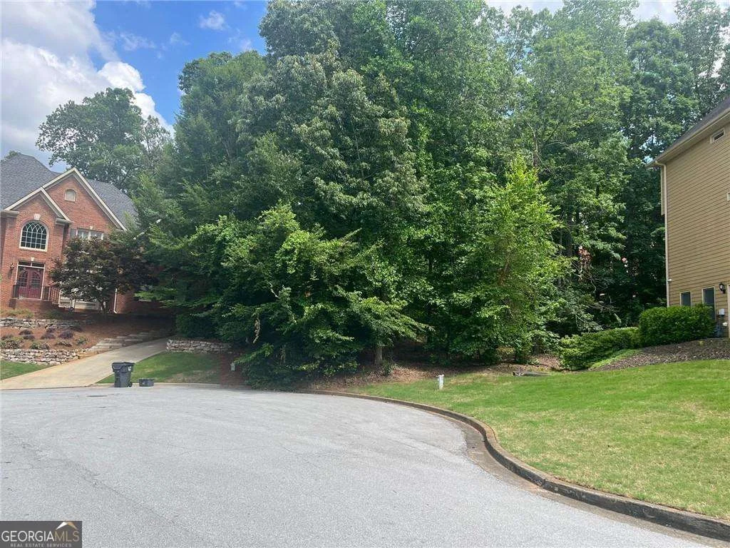 1894 Point River Drive