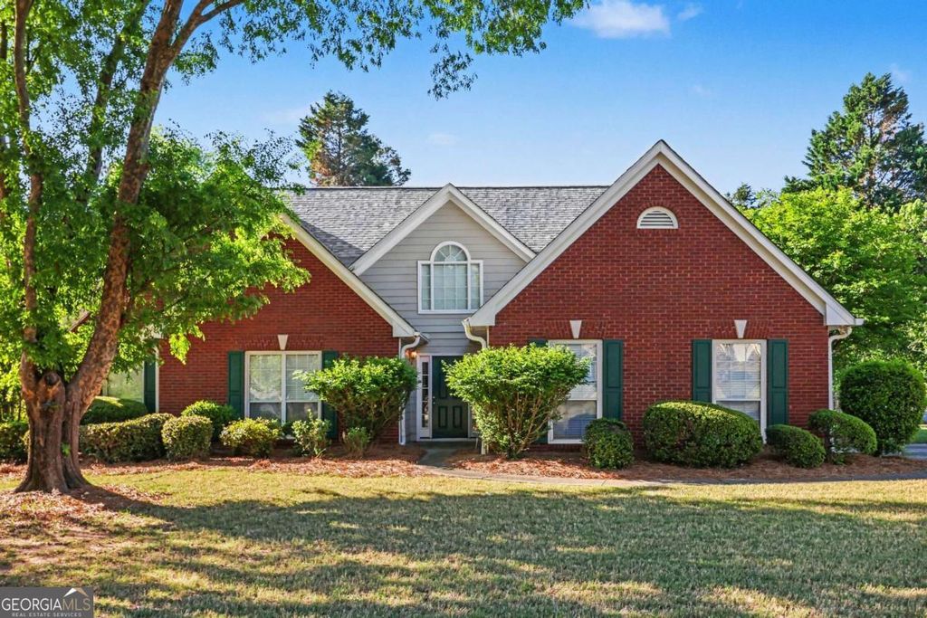 Photo of 5295 Antler Court, Suwanee, GA 30024 (MLS # 10734693)