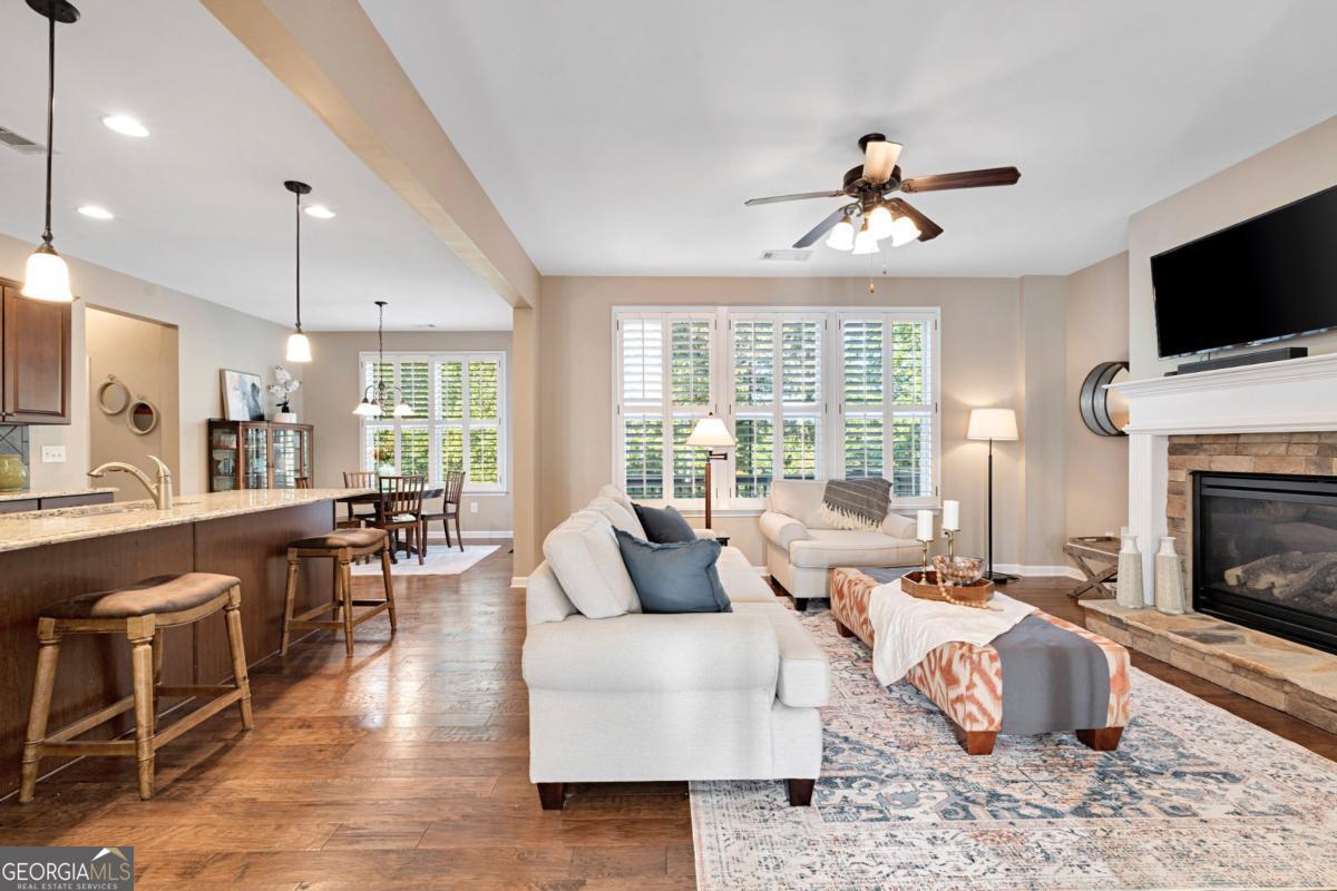 135 Johnston Farm LN