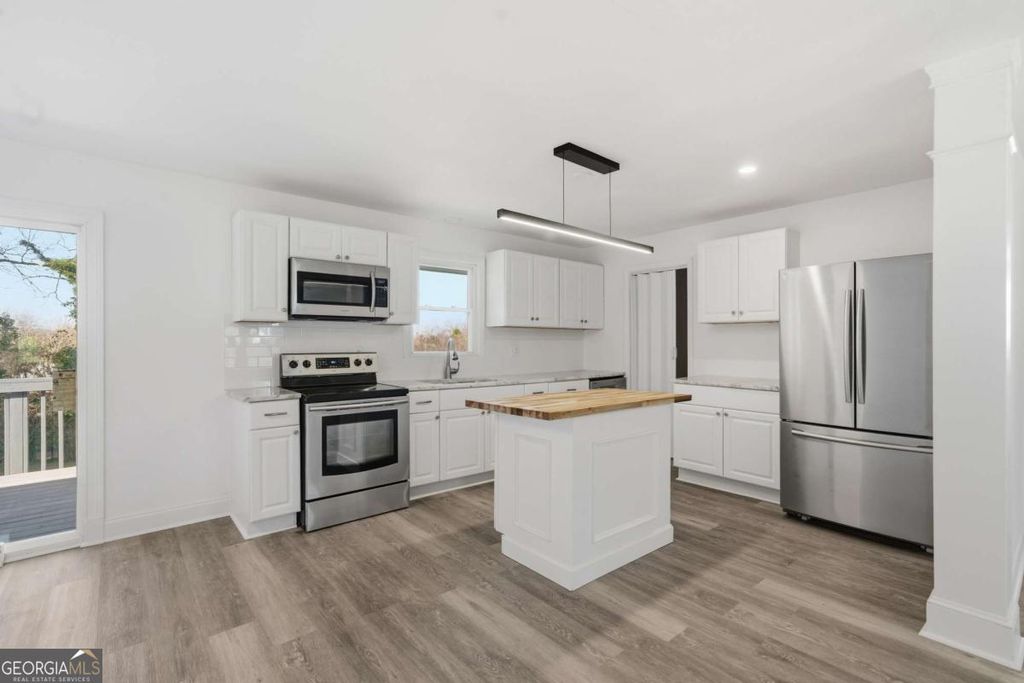 Photo of 15 Baker Street, Cartersville, GA 30120 (MLS # 10677514)