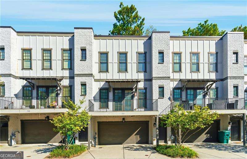721 Taylor CT