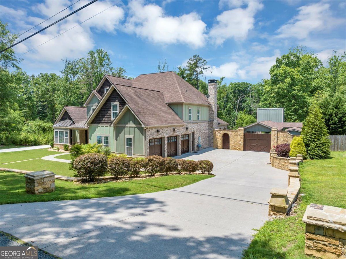 3036 Hunt RD