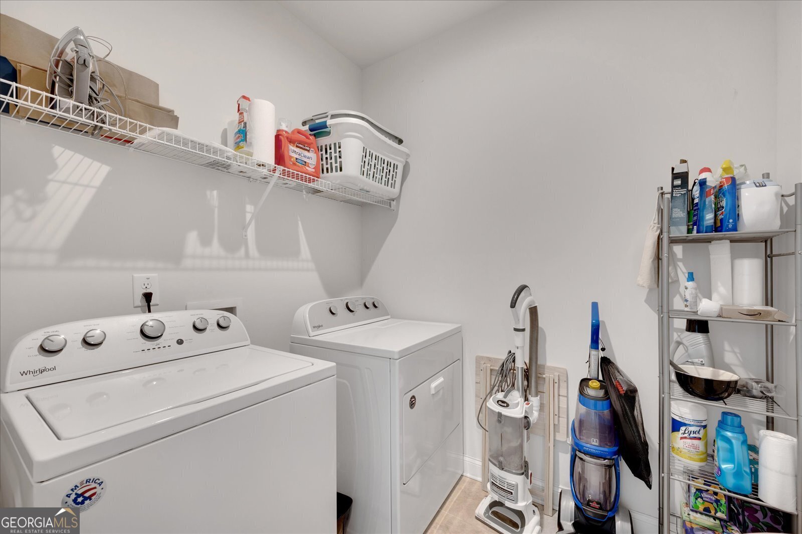 Sugar Hill, Georgia 30518, United States, 4 Bedrooms Bedrooms, ,3 BathroomsBathrooms,Residential,Pending,115906