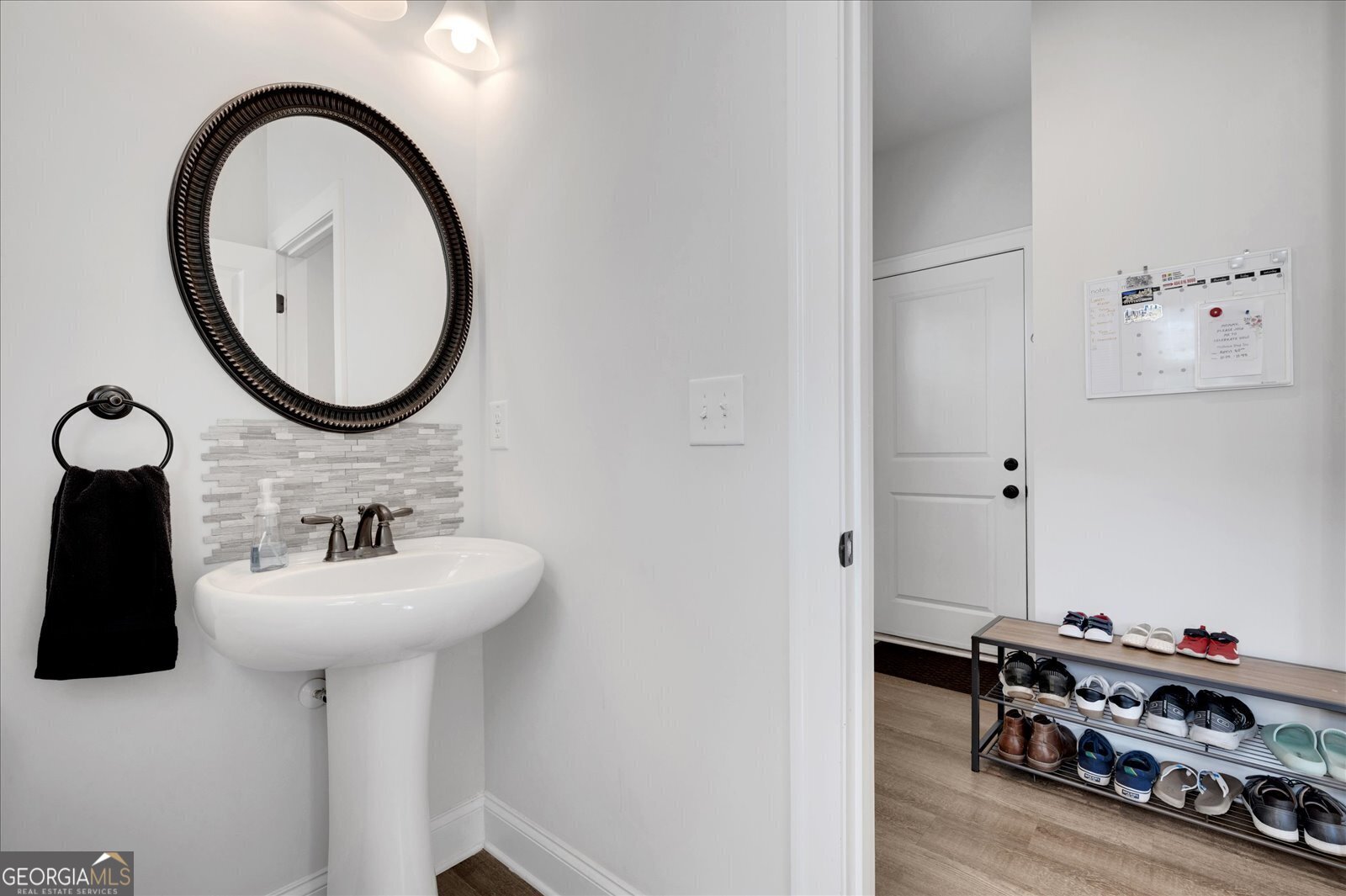 Sugar Hill, Georgia 30518, United States, 4 Bedrooms Bedrooms, ,3 BathroomsBathrooms,Residential,Pending,115906