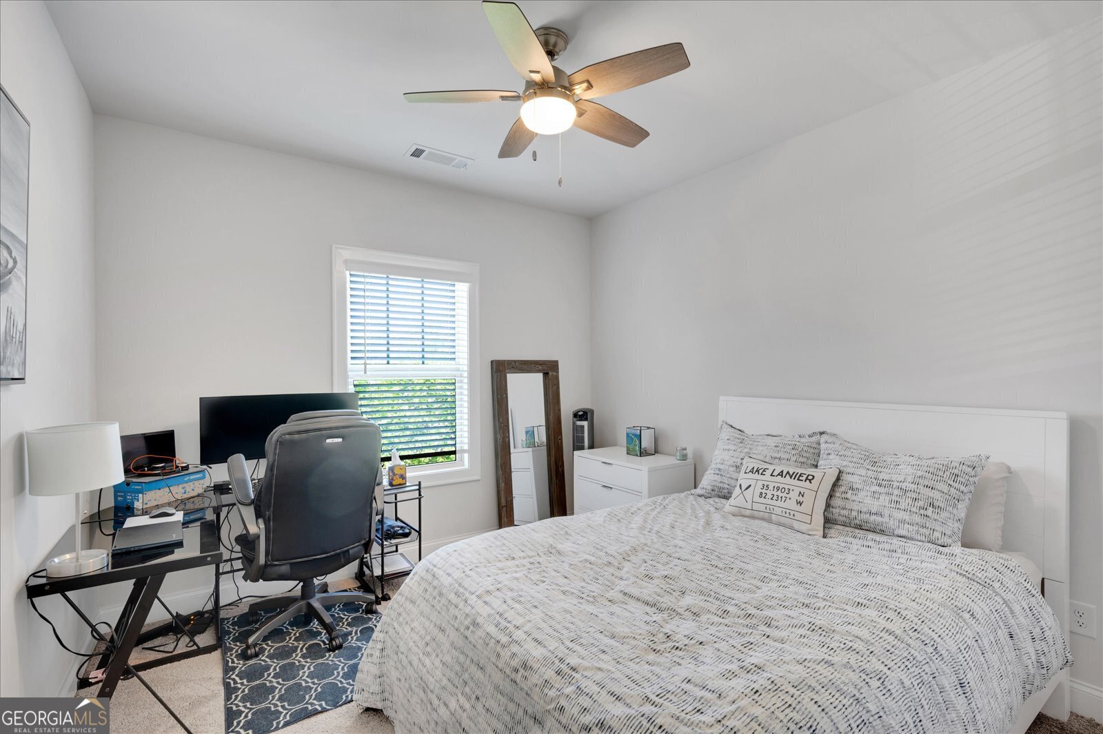 Sugar Hill, Georgia 30518, United States, 4 Bedrooms Bedrooms, ,3 BathroomsBathrooms,Residential,Pending,115906