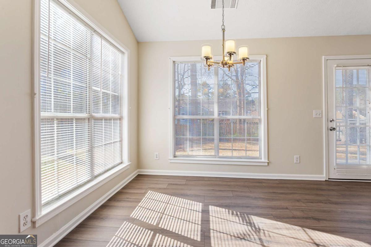 Powder Springs, Georgia 30127, United States, 3 Bedrooms Bedrooms, ,2 BathroomsBathrooms,Residential,Pending,76982