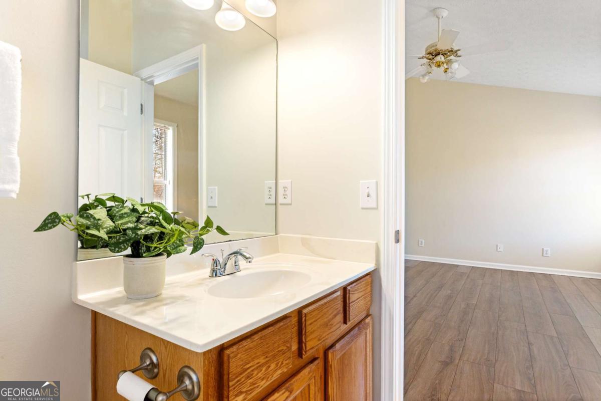 Powder Springs, Georgia 30127, United States, 3 Bedrooms Bedrooms, ,2 BathroomsBathrooms,Residential,Pending,76982