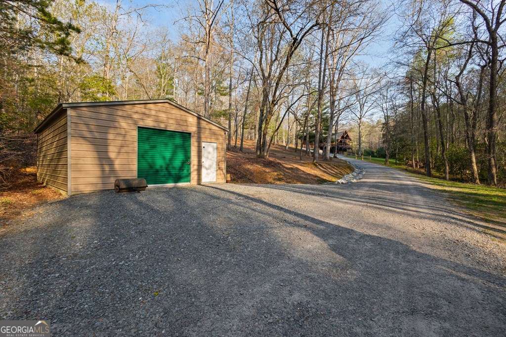 151 Hickory Hills TRL