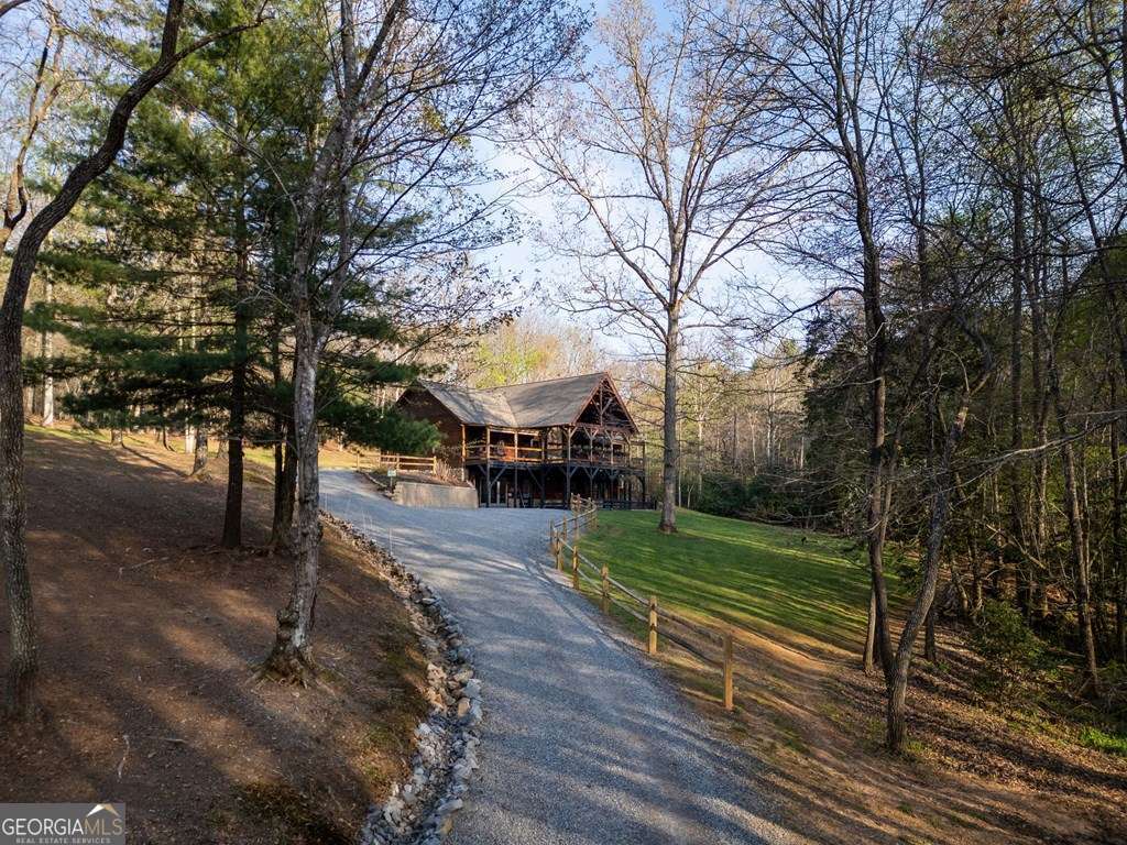 151 Hickory Hills TRL