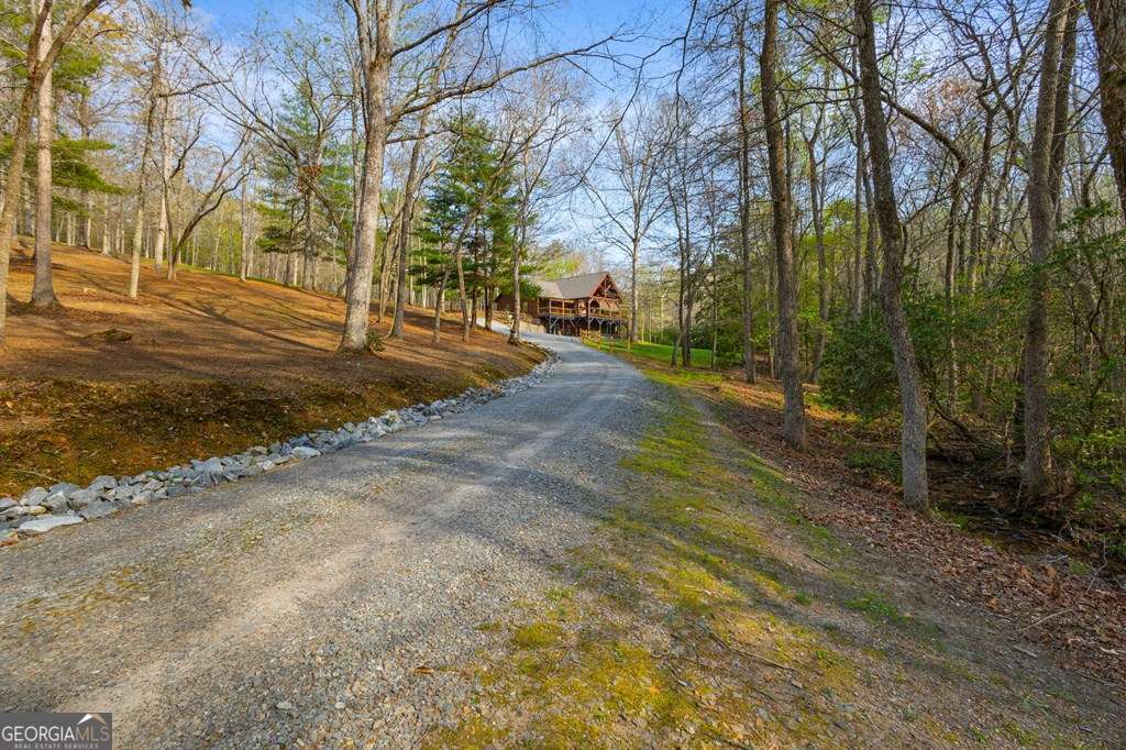 151 Hickory Hills TRL