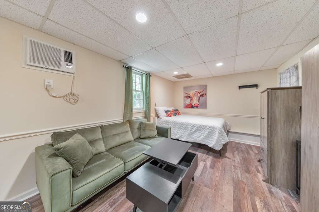 Woodstream - Residential Lease