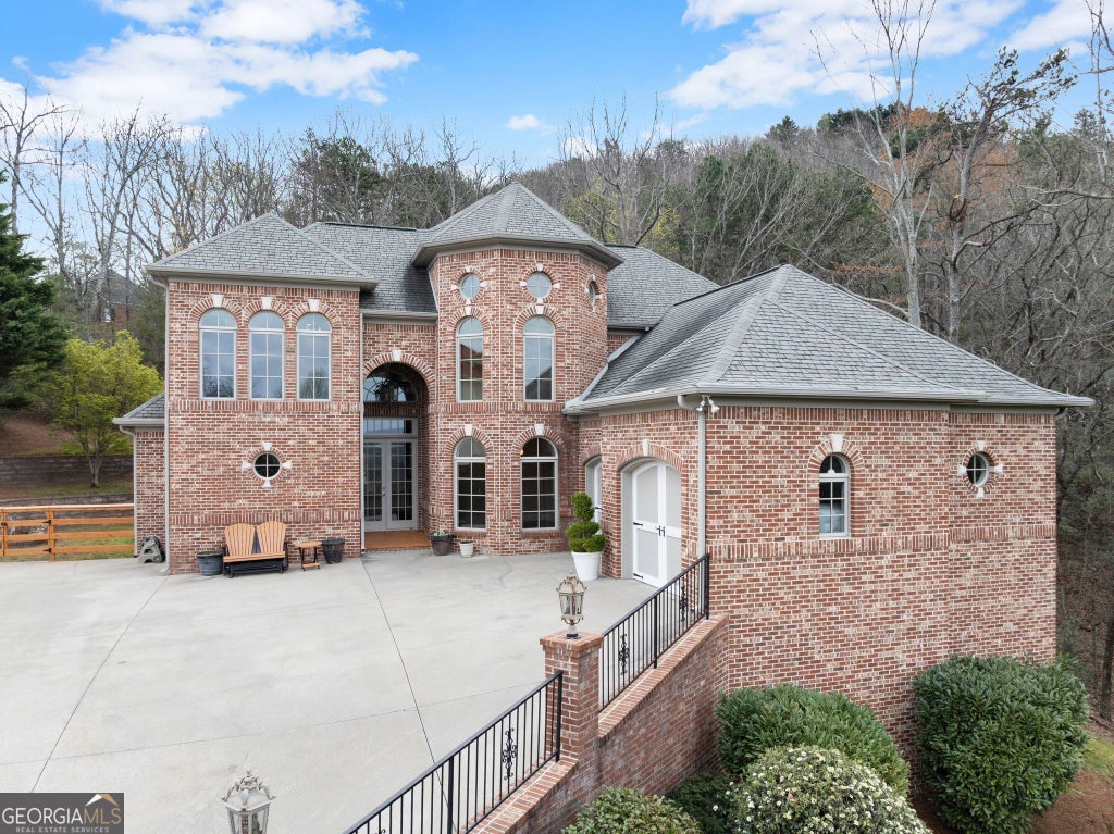 Photo of 777 Oak Pointe Drive, Cleveland, GA 30528 (MLS # 10783734)