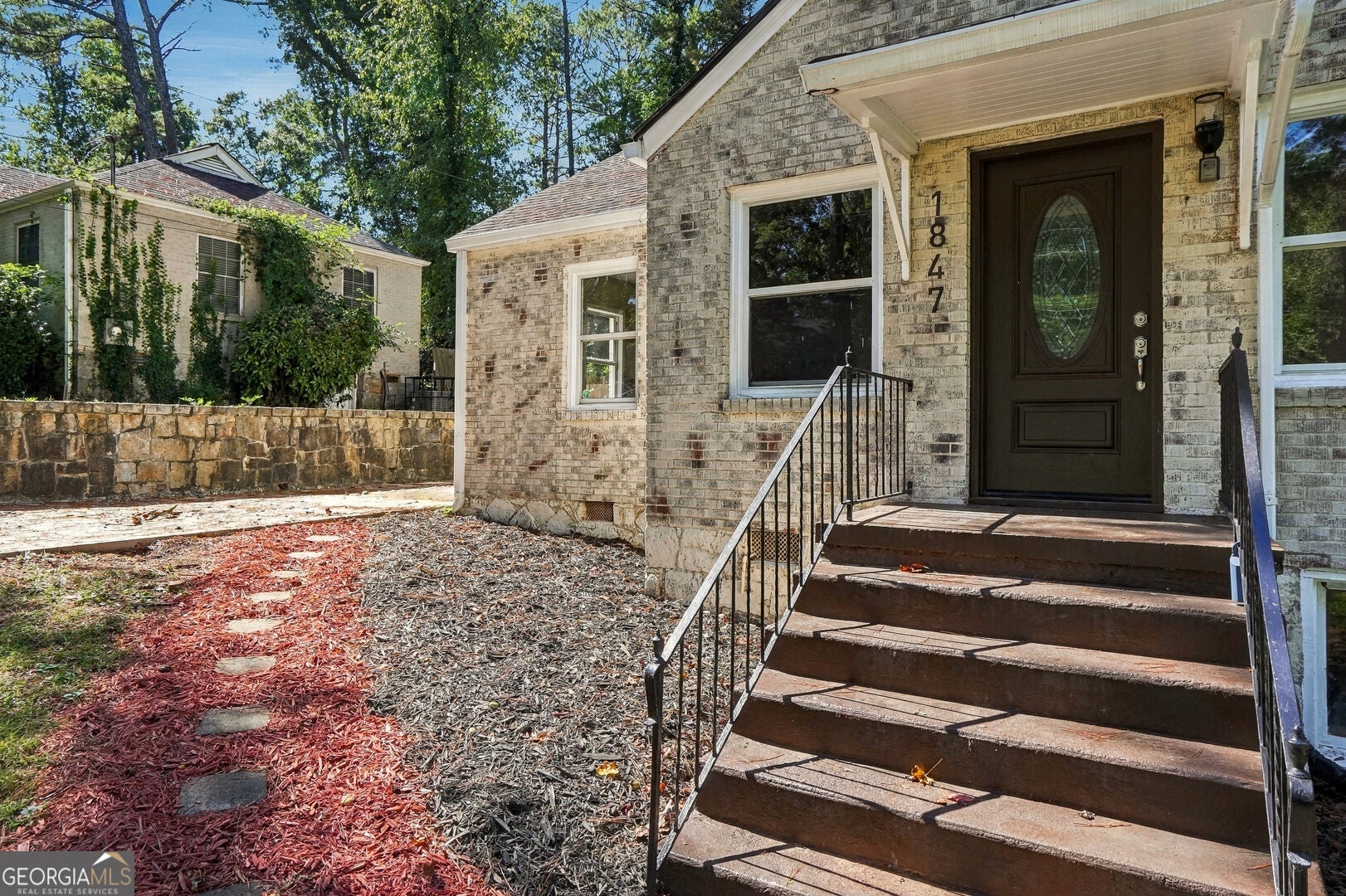 1847 Ridgeland DR