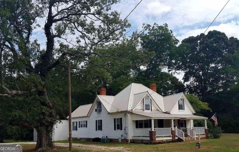 A home in Locust Grove