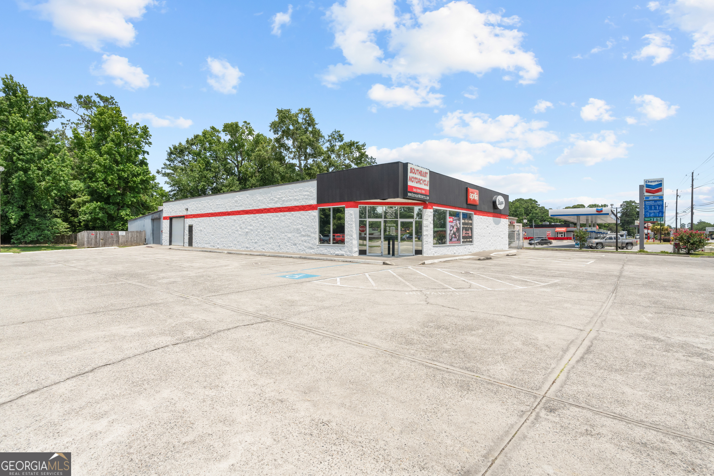 4828 Augusta RD