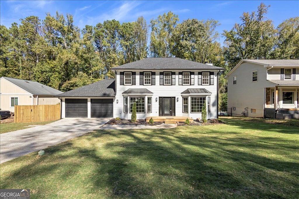Photo of 301 Larkspur, Peachtree City, GA 30269 (MLS # 10876894)