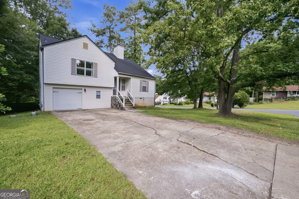 Photo of 2616 Selman Dr NW, Duluth, GA 30096 (MLS # 10789050)