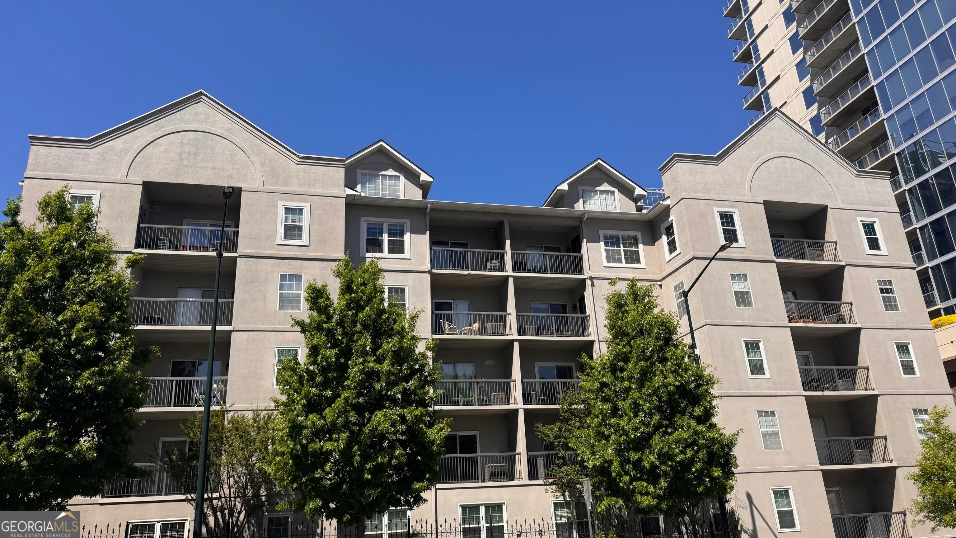 1075 Peachtree Walk NE Unit 221