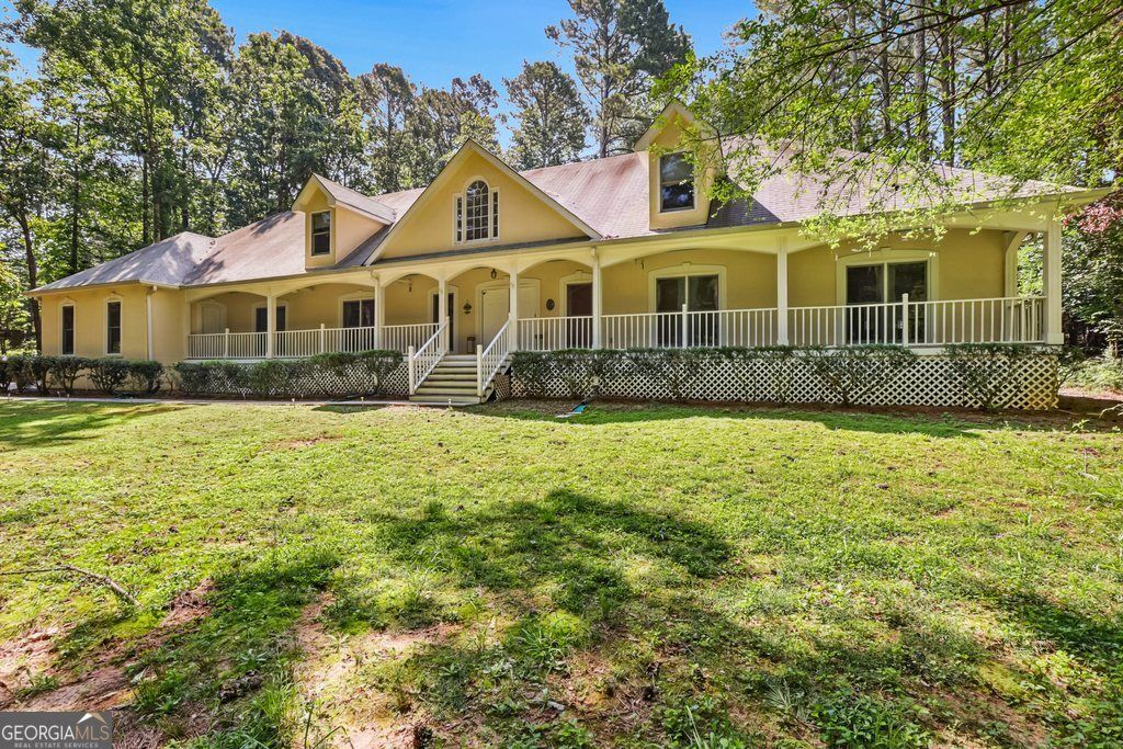 Photo of 3504 Graycliff Road, Snellville, GA 30039 (MLS # 10729877)