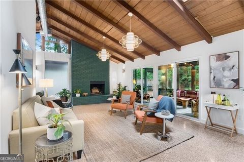 Photo of 1811 E Clifton Road NE, Atlanta, GA 30307 (MLS # 10621486)