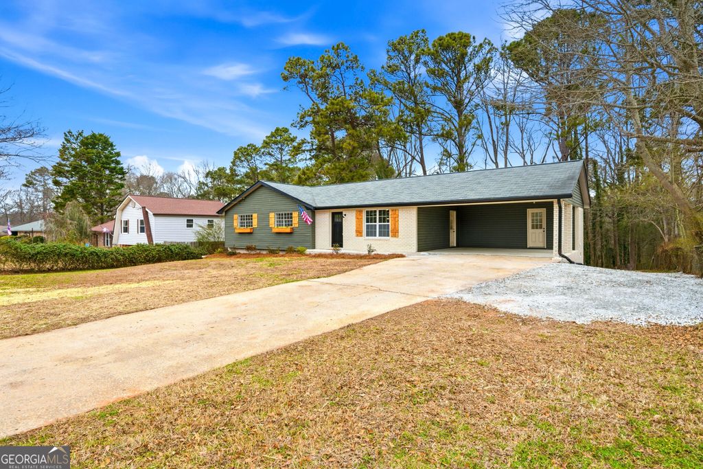 Photo of 7258 Banks Mill Road, Douglasville, GA 30135 (MLS # 10699974)