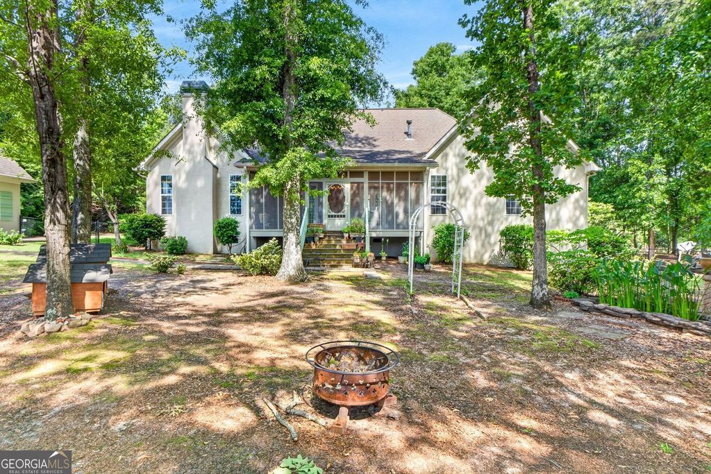 Photo of 117 Big Oak Drive, Barnesville, GA 30204 (MLS # 10764402)