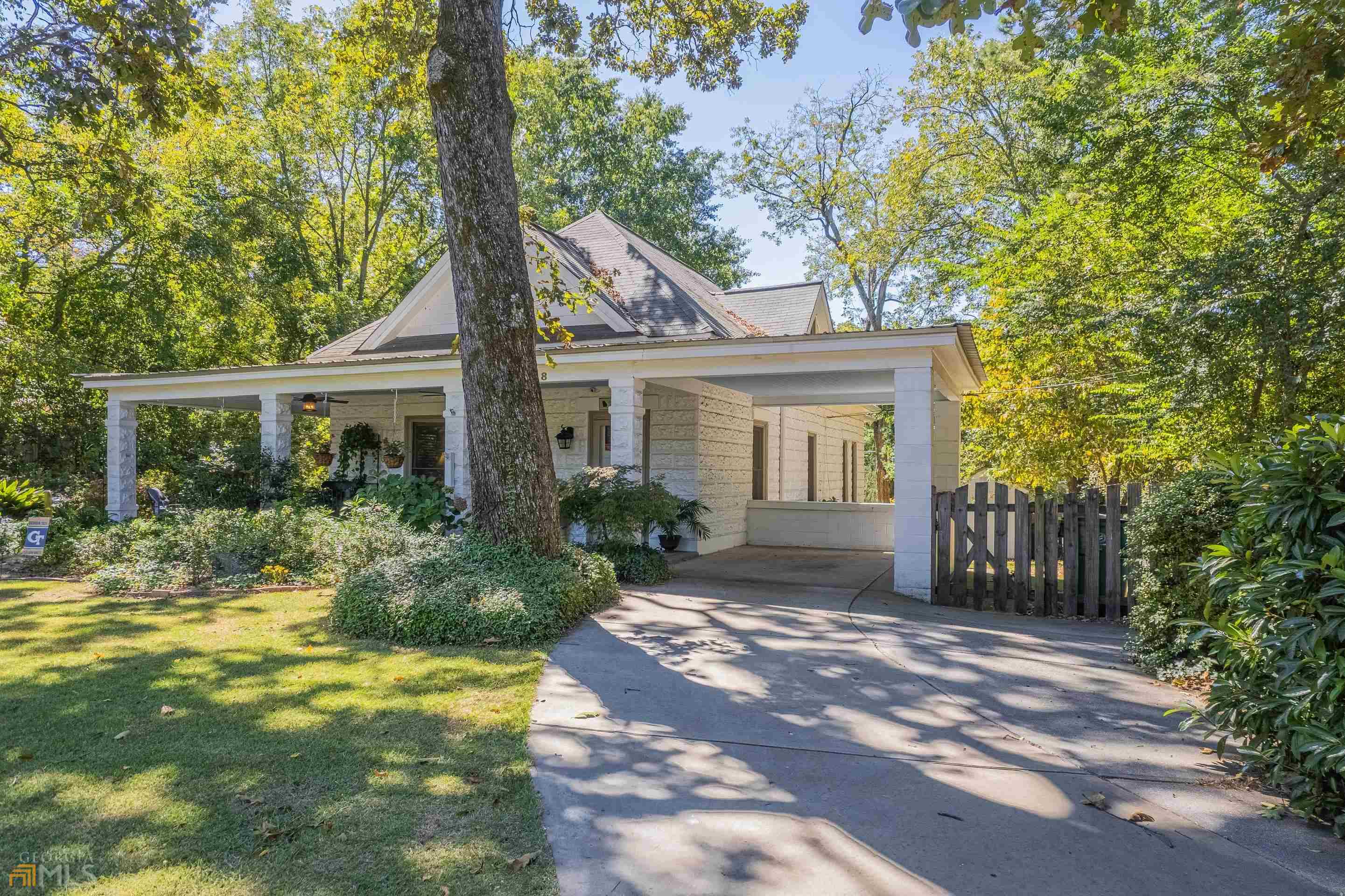 For the Love of OLD HOMES, Are you looking to carry out history? Check out this Adorable 1937 Historical home in Downtown Winder! This home is on The National Historical Registry...It has so much Charm and has been updated, it is spacious and offers 2247sqft. This home has 3 bedrooms and 2 bathrooms. Outside of the home you will find a well manicured lawn, fenced in area for pets and Mostly that you are are within walking distance from all of Winders Best shopping and Dining experiences. Looking to be in town, yet sipping on coffee feels like you are in the country. Come see this Beautiful Gem and Find Your Paradise.