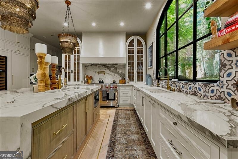 3879 Peachtree Dunwoody RD NE