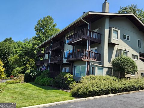 A home in Sky Valley