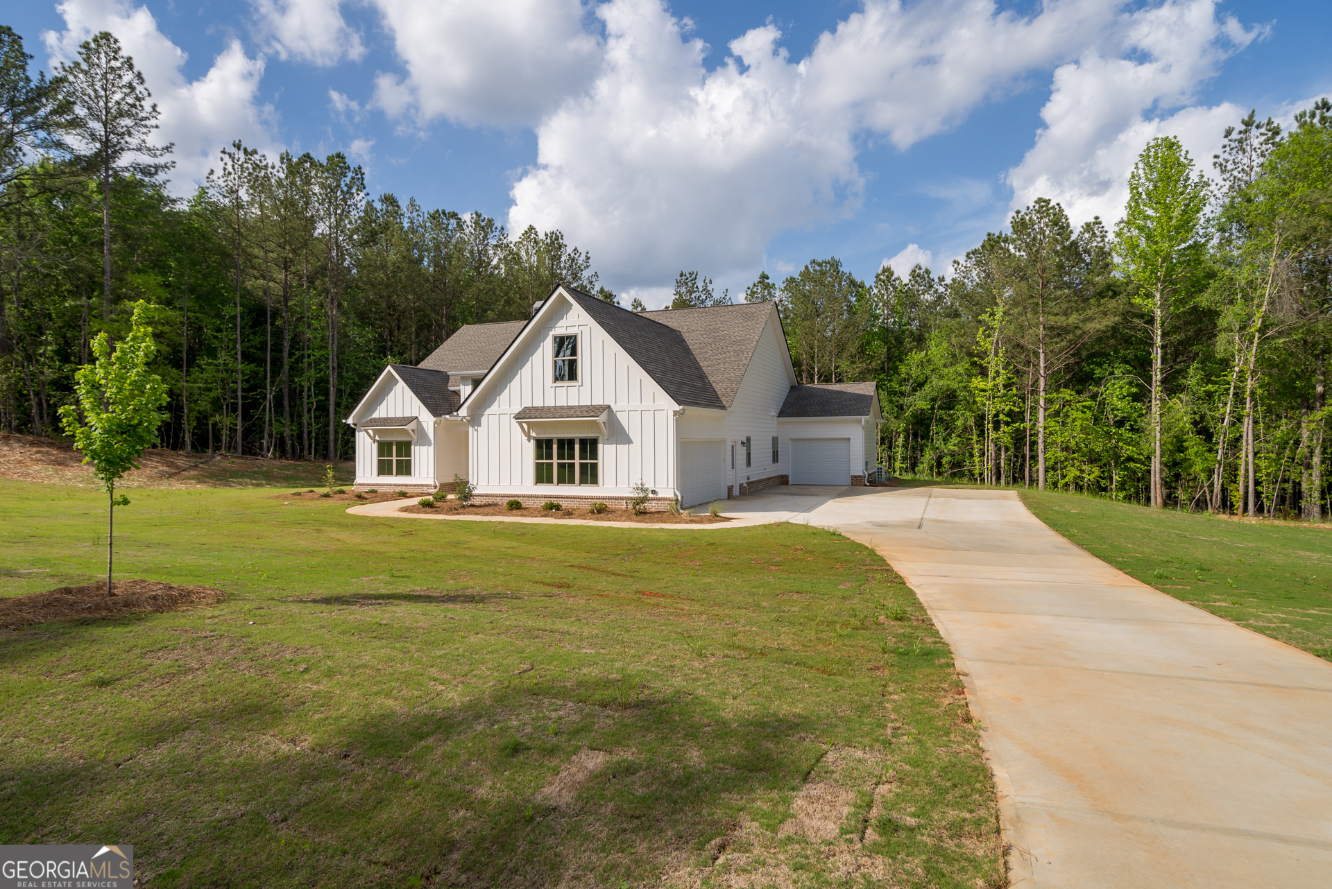 304 Woodfin WAY
