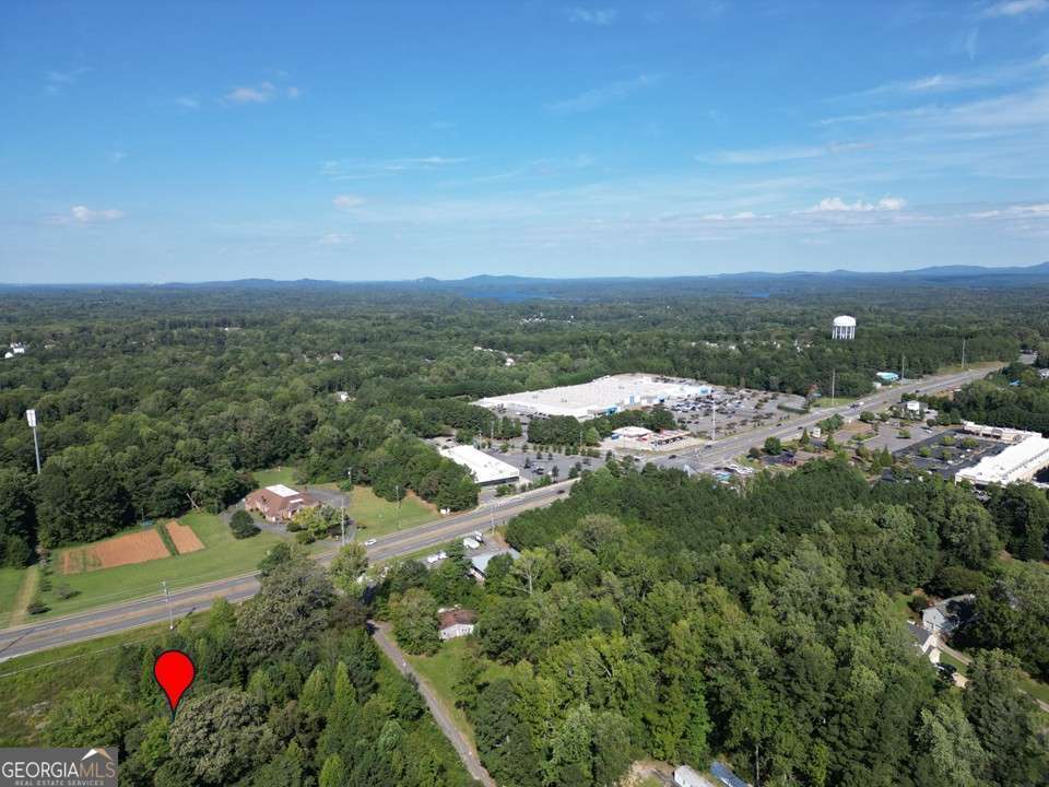 6400 Bells Ferry RD