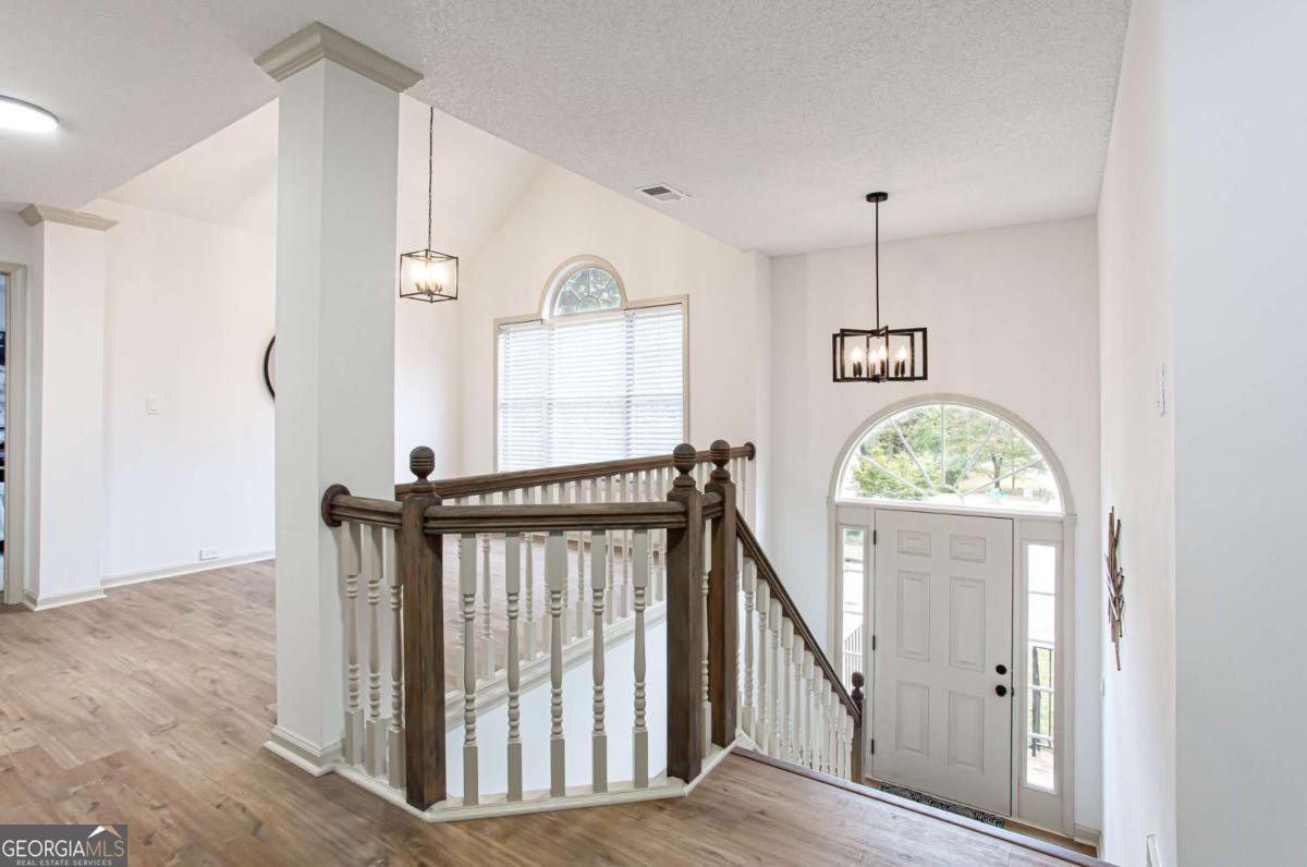 5619 Wandering Vine LN SE