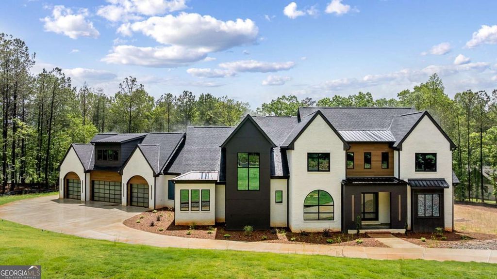 Photo of 15154 Hopewell Road, Milton, GA 30004 (MLS # 10668670)