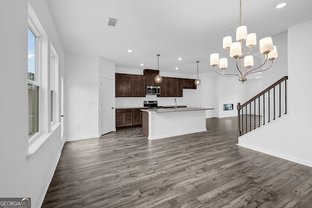 3196 Eastham Run DR
