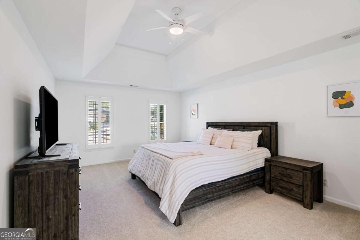 305 Ivy Brook CT