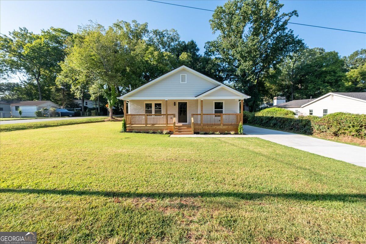 1068 McLinden AVE SE