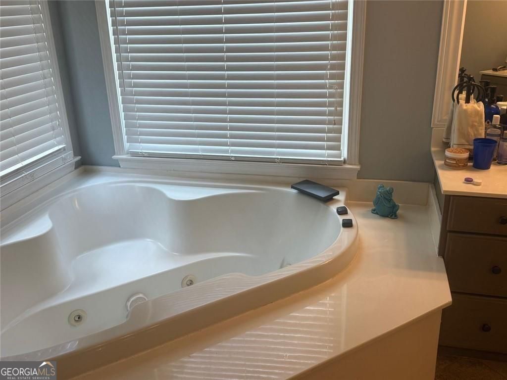 Woodstock, Georgia 30189, United States, 5 Bedrooms Bedrooms, ,4 BathroomsBathrooms,Residential,Active,168238