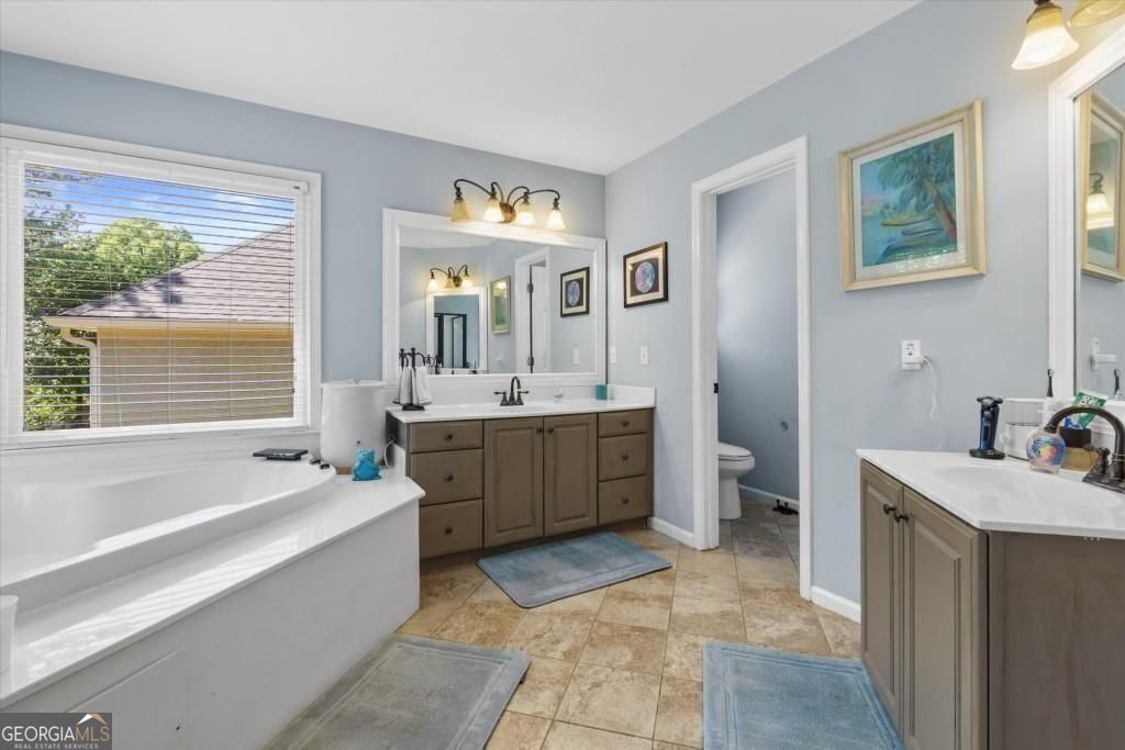 Woodstock, Georgia 30189, United States, 5 Bedrooms Bedrooms, ,4 BathroomsBathrooms,Residential,Active,168238